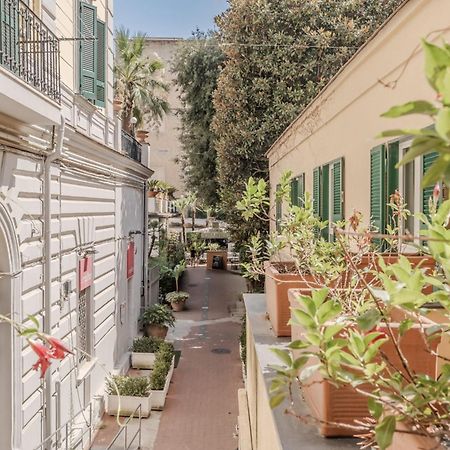 Hotiday Room Collection - Napoli Residenza Scarlatti Екстер'єр фото