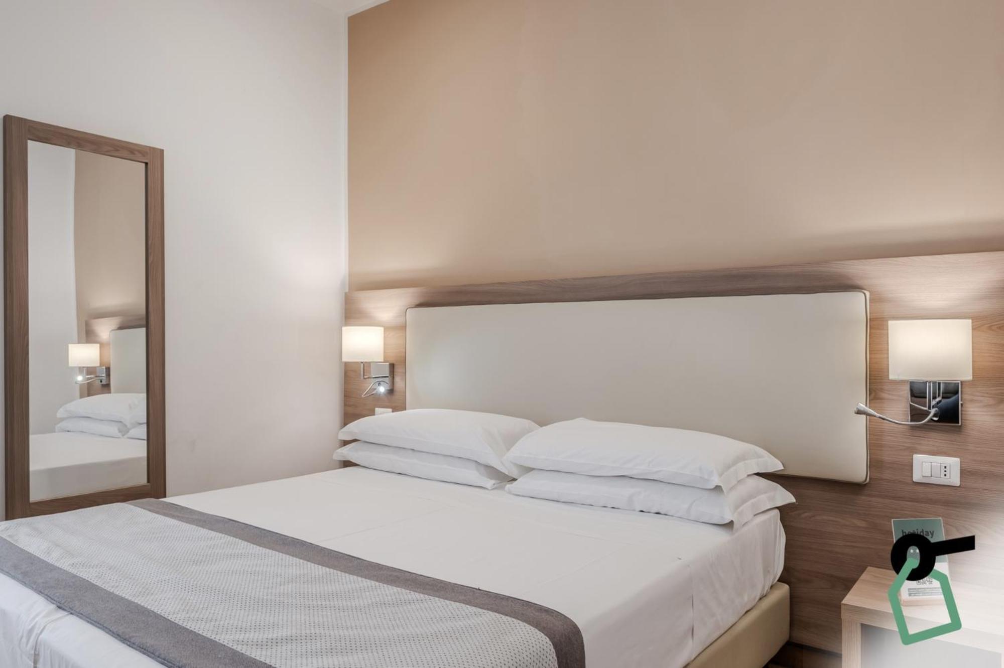 Hotiday Room Collection - Napoli Residenza Scarlatti Екстер'єр фото